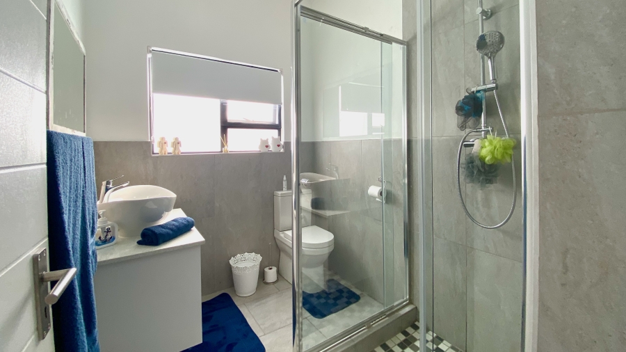 2 Bedroom Property for Sale in Velddrif Western Cape